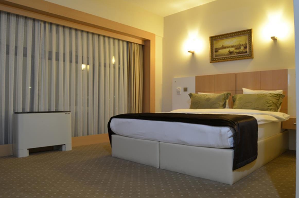 Life Port Hotel Istanbul Sekerpinari ภายนอก รูปภาพ